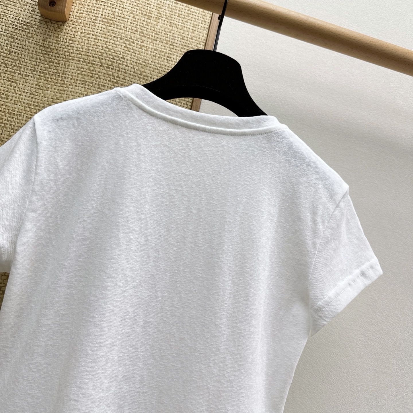 Women's short sleeves